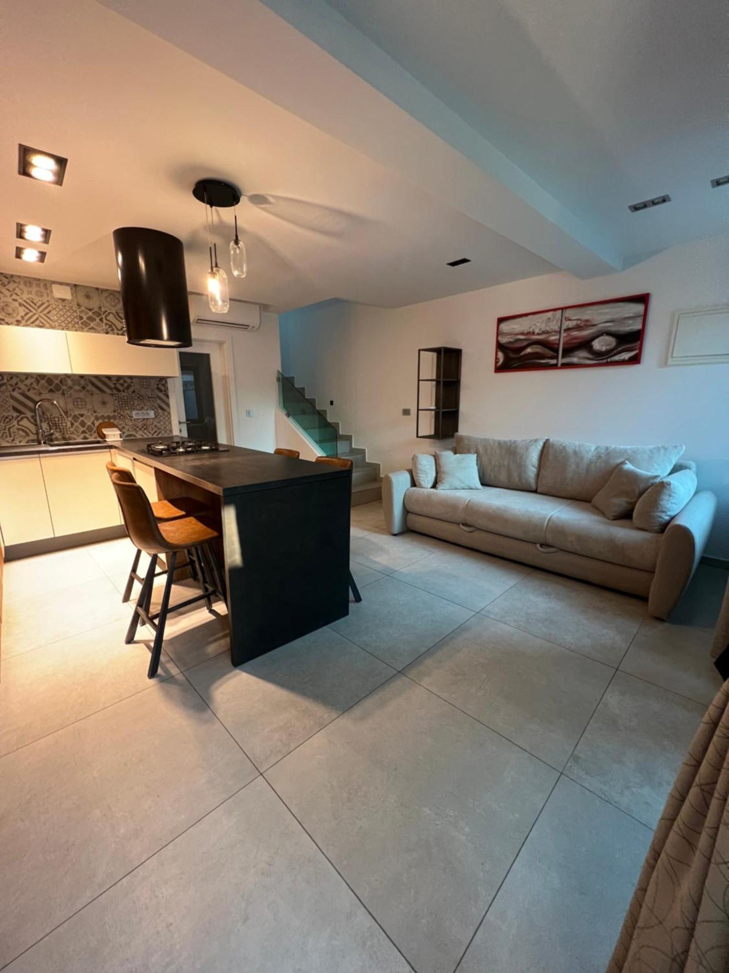 Alison Apartments Premantura Extérieur photo
