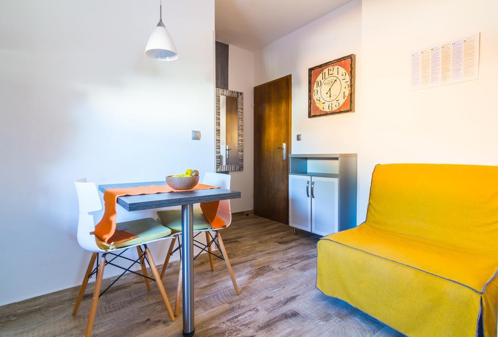 Alison Apartments Premantura Extérieur photo