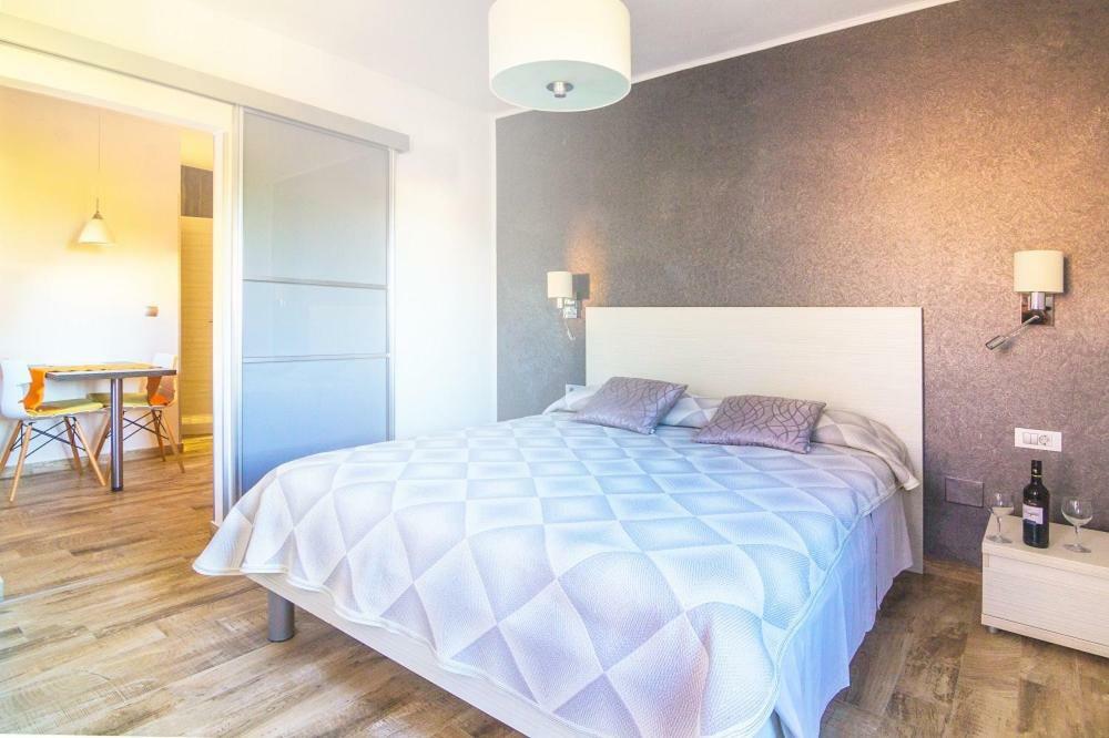 Alison Apartments Premantura Extérieur photo
